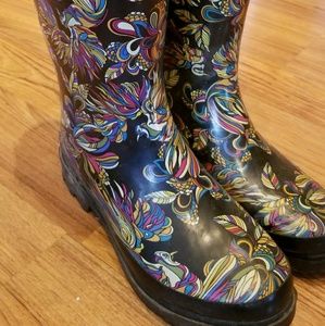 Lined rain boots